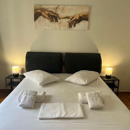 Apartment In Athens Atenas Exterior foto